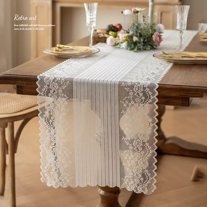 Fata de Masa, Traversa de Masa, Dantela Eleganta, Runner Decorativ Vintage din Poliester, Model Floral, pentru Living, Bucatarie, Nunta si Decorul Mesei, Alb