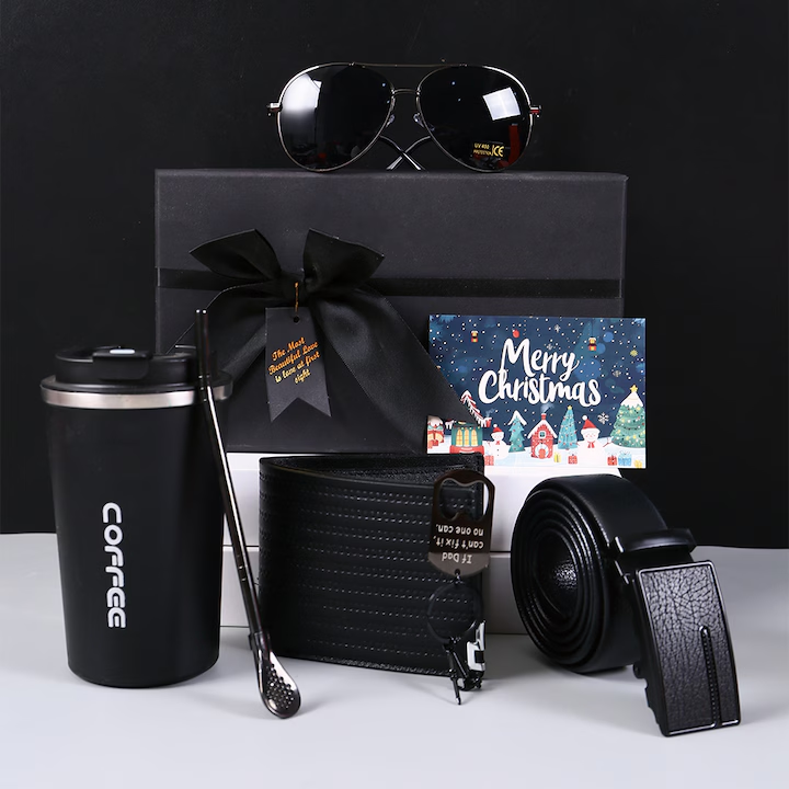 Set cadou pentru barbati 7 piese, NEVERMORE®, Cana de Cafe, Portofel piele ecologica, curea cu catarama metalica, ochelari soare, felicitari, cutie Luxury, cadoul ideal/zi de nastere, negru