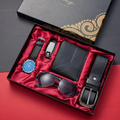 Set cadou pentru barbati 6 piese, NEVERMORE, Ceasuri, ochelari de soare, curele, portofel, pix si breloc, Negru