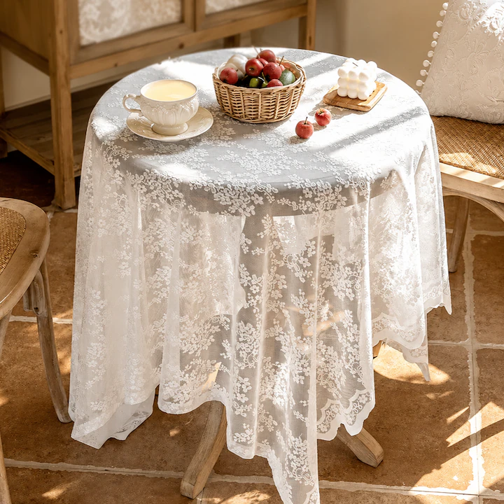 Fata de Masa din Dantela 140 x 140 cm, Patrata, Poliester, Stil Francez Romantic, Fata de Masa Decorativa Vintage pentru Masa Rotunda sau Patrata, Alb